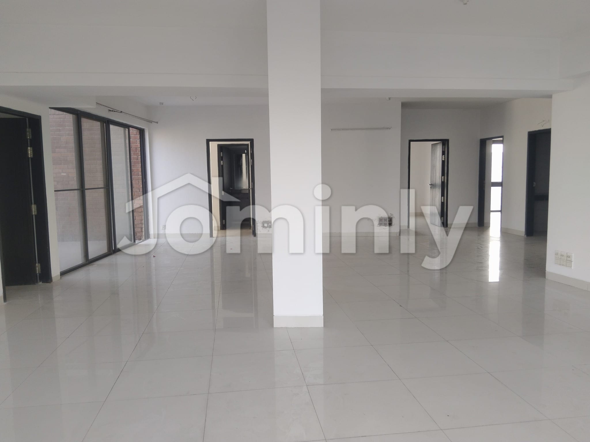 Lake View 4,200 Sq Ft Apartment for Sale in Dhanmondi Road 5A, Dhaka