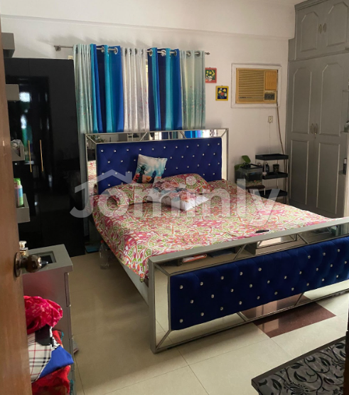 Exclusive 1,640 Sq Ft Apartment with Parking for Sale in Shahbag, Dhaka - 2