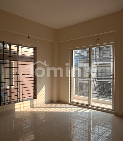 Brand New 1,650 Sq Ft Single-Unit Apartment for Sale in Bashundhara R/A, Block I - 2