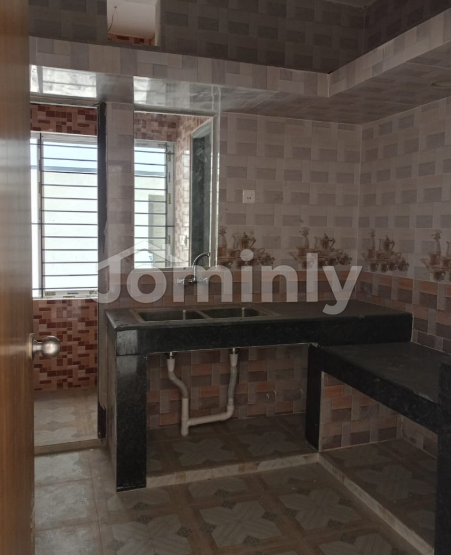Brand New 1,650 Sq Ft Single-Unit Apartment for Sale in Bashundhara R/A, Block I - 5
