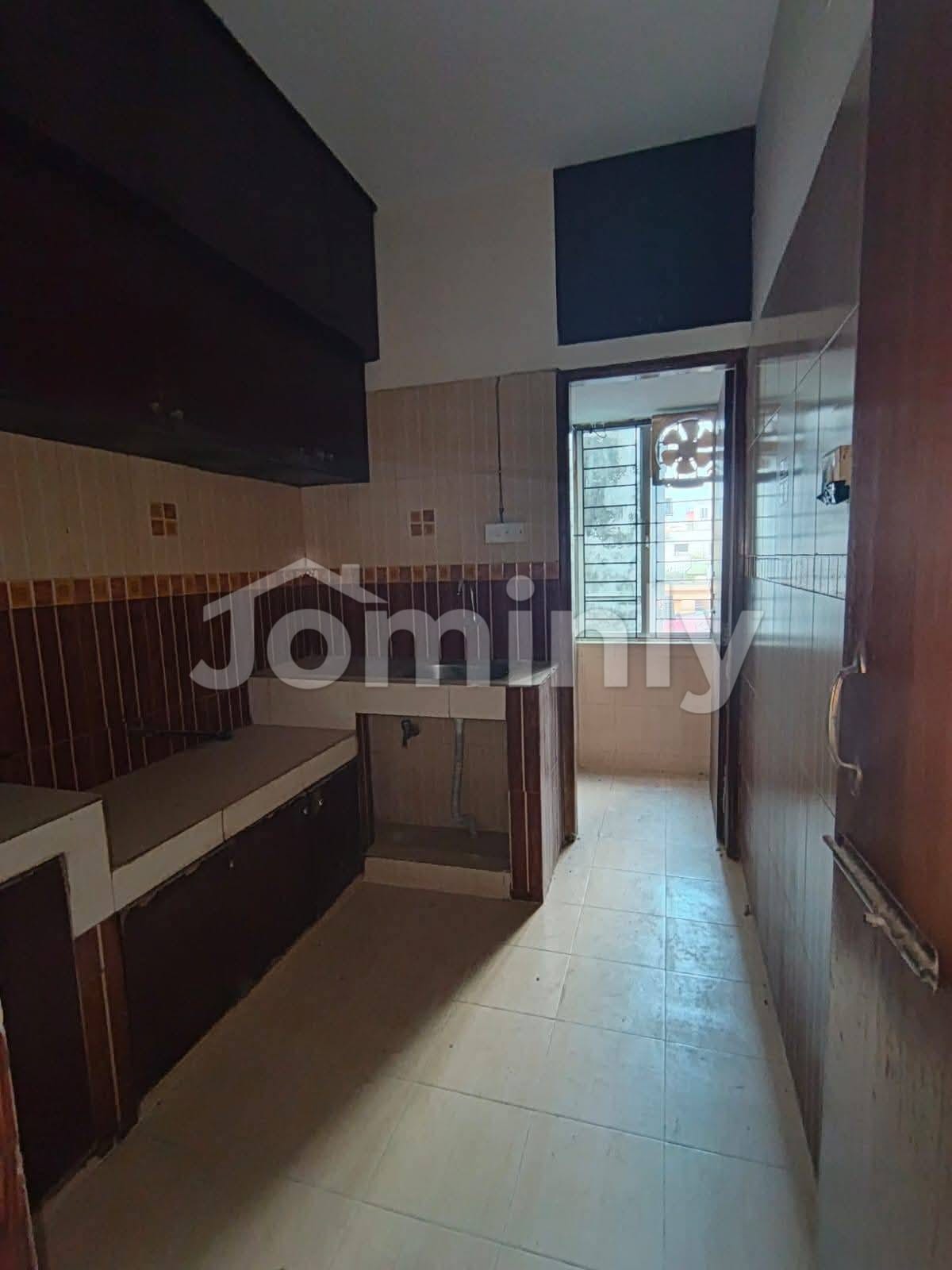 930 Sq Ft Ready Flat for Sale in Uttara Sector 05, Dhaka - 2