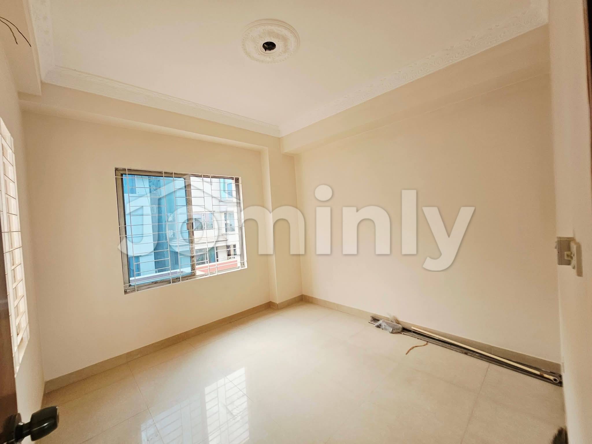 South-Facing Ready Flat for Sale in Uttara Sector 09 Near Prime Residential Area - 3