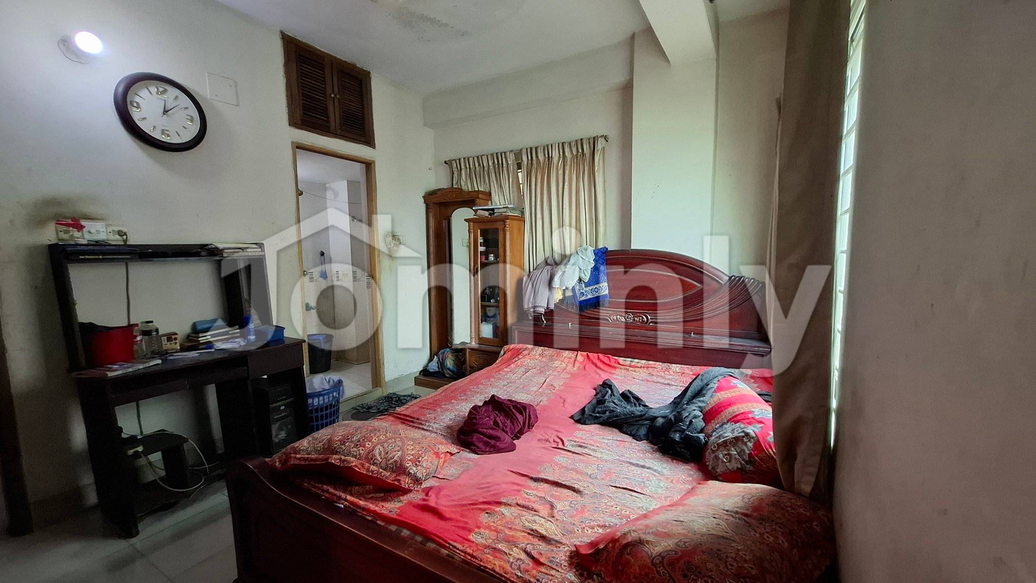 1080 Sqft Ready Flat for Sale in Banashree Khilgaon A Block, Dhaka - 4