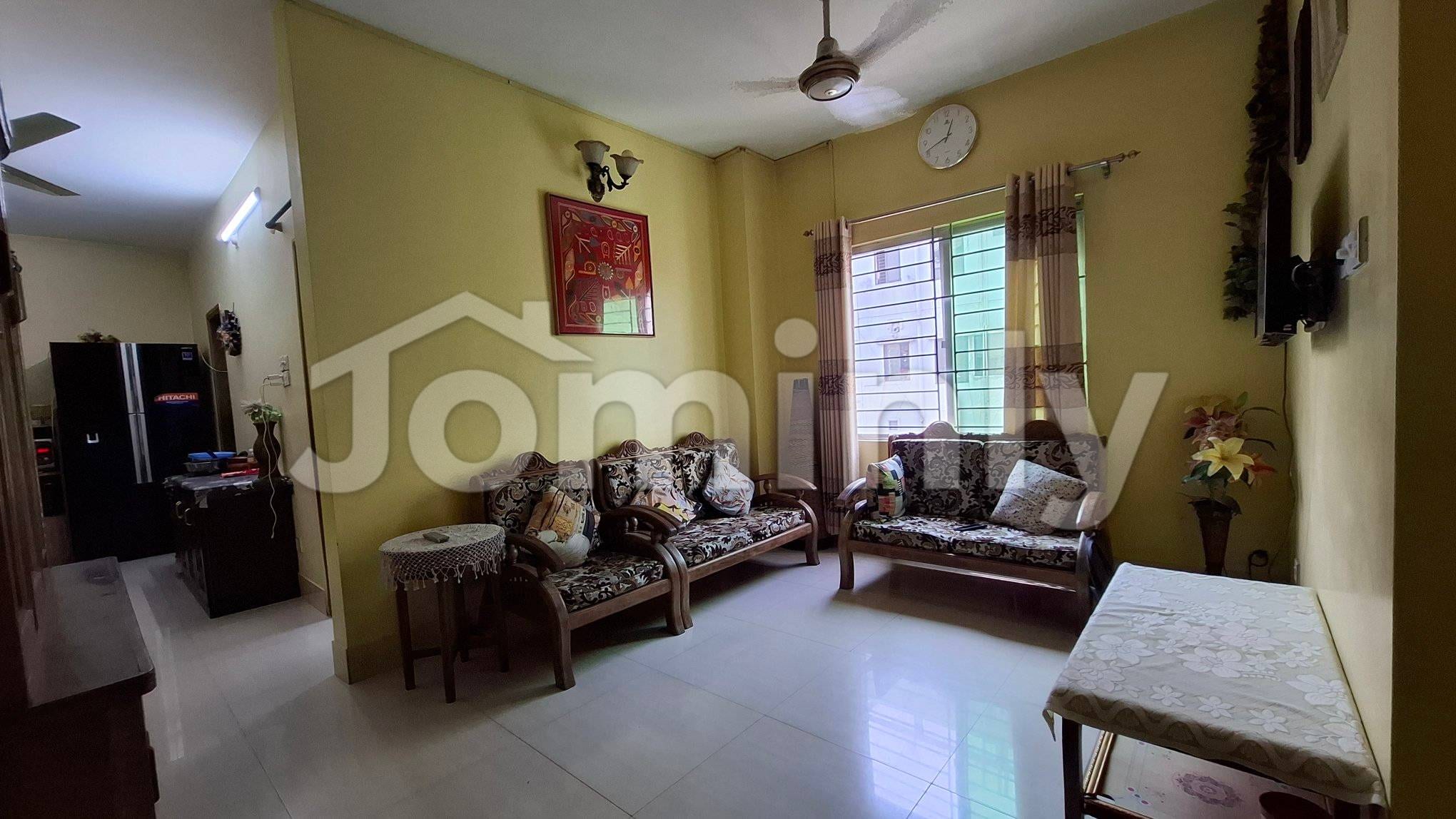 1210 Sqft South-Facing Roadside Flat for Sale in Banashree, Dhaka