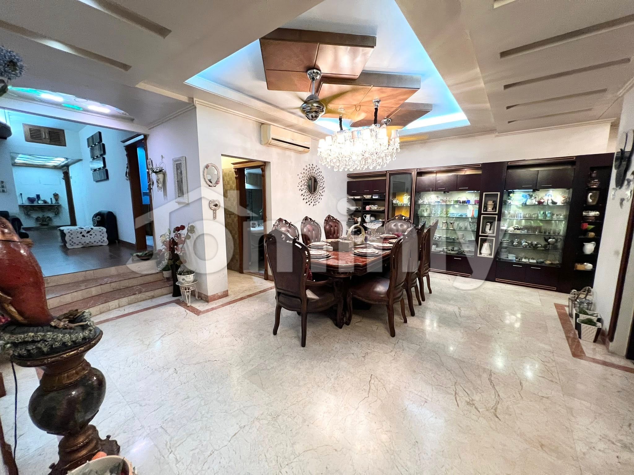 Luxurious Lake View 3100 Sq. Ft. Premium Apartment for Sale in Dhanmondi - 3