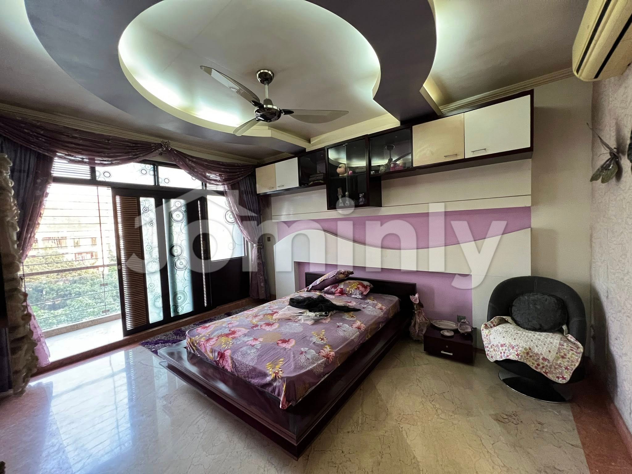 Luxurious Lake View 3100 Sq. Ft. Premium Apartment for Sale in Dhanmondi - 4
