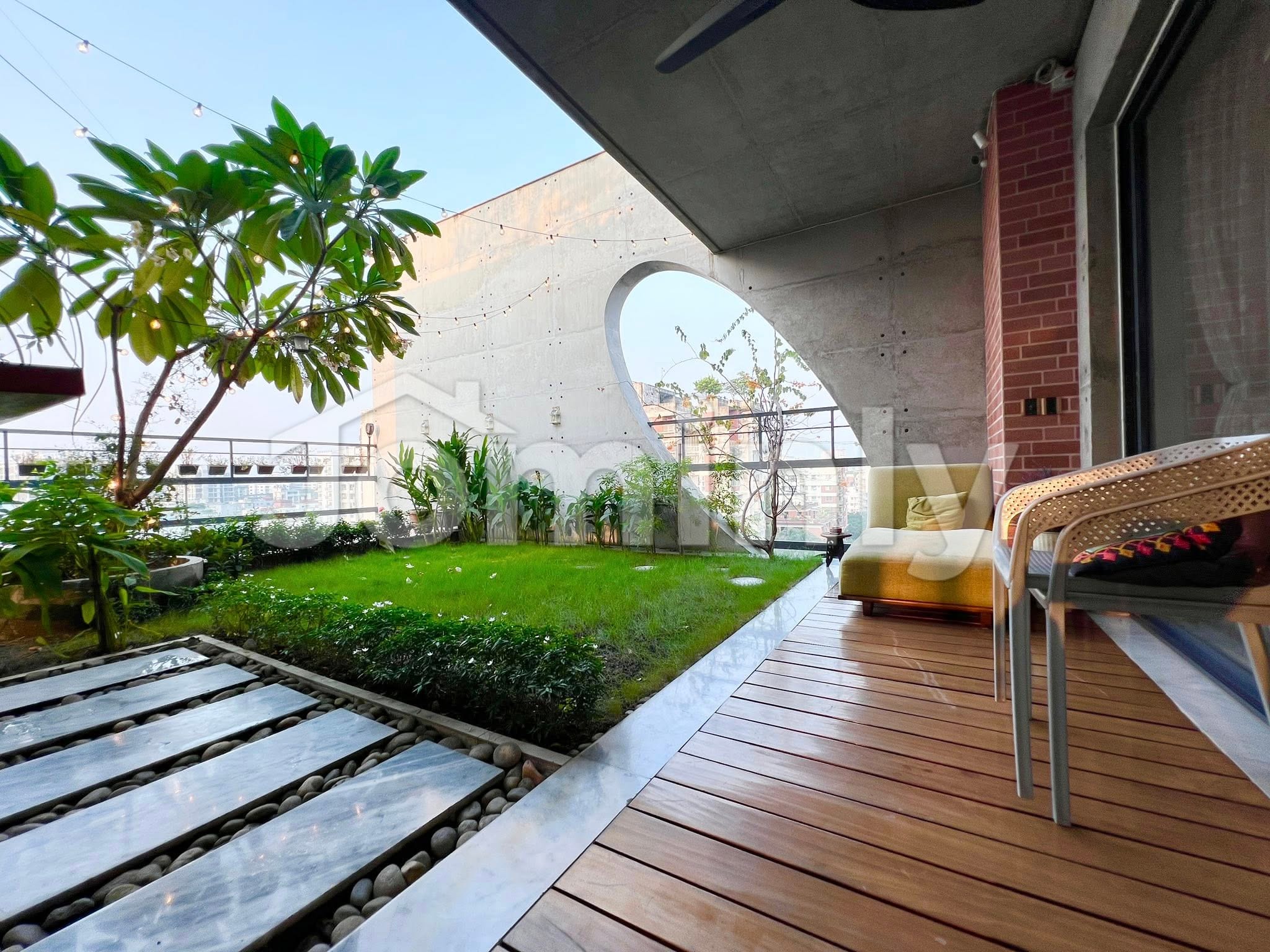 Luxurious 4000 Sq Ft Duplex Flat for Sale in Dhanmondi | Prime Prestigious Location - 4