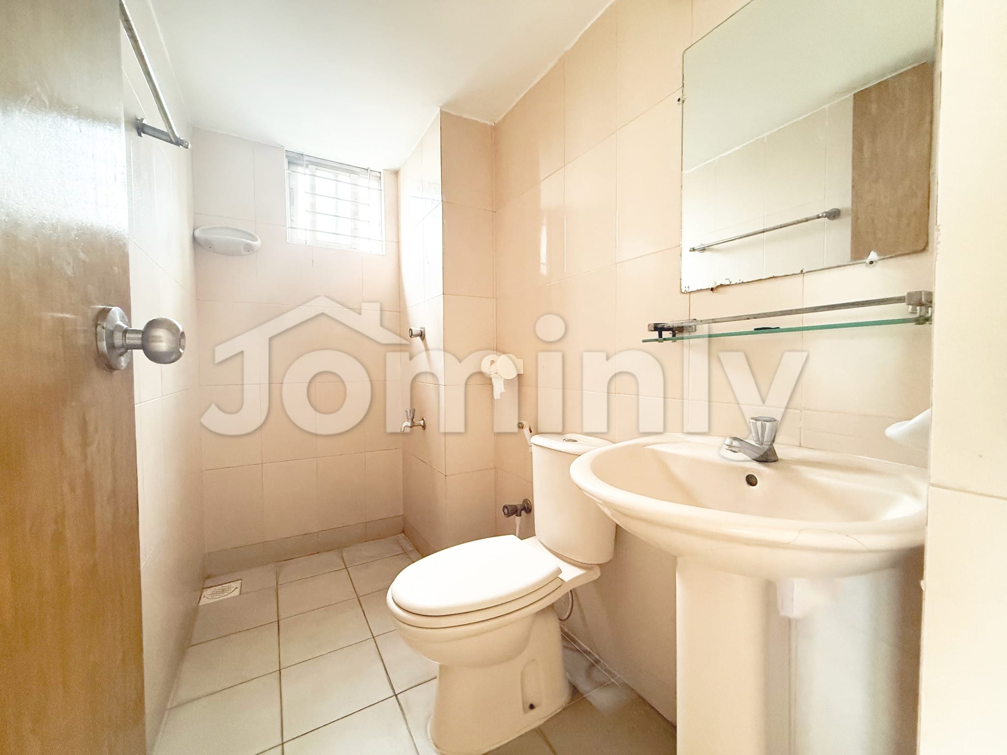 South-Facing Luxury Apartment for Sale on Bailey Road, Dhaka - 5