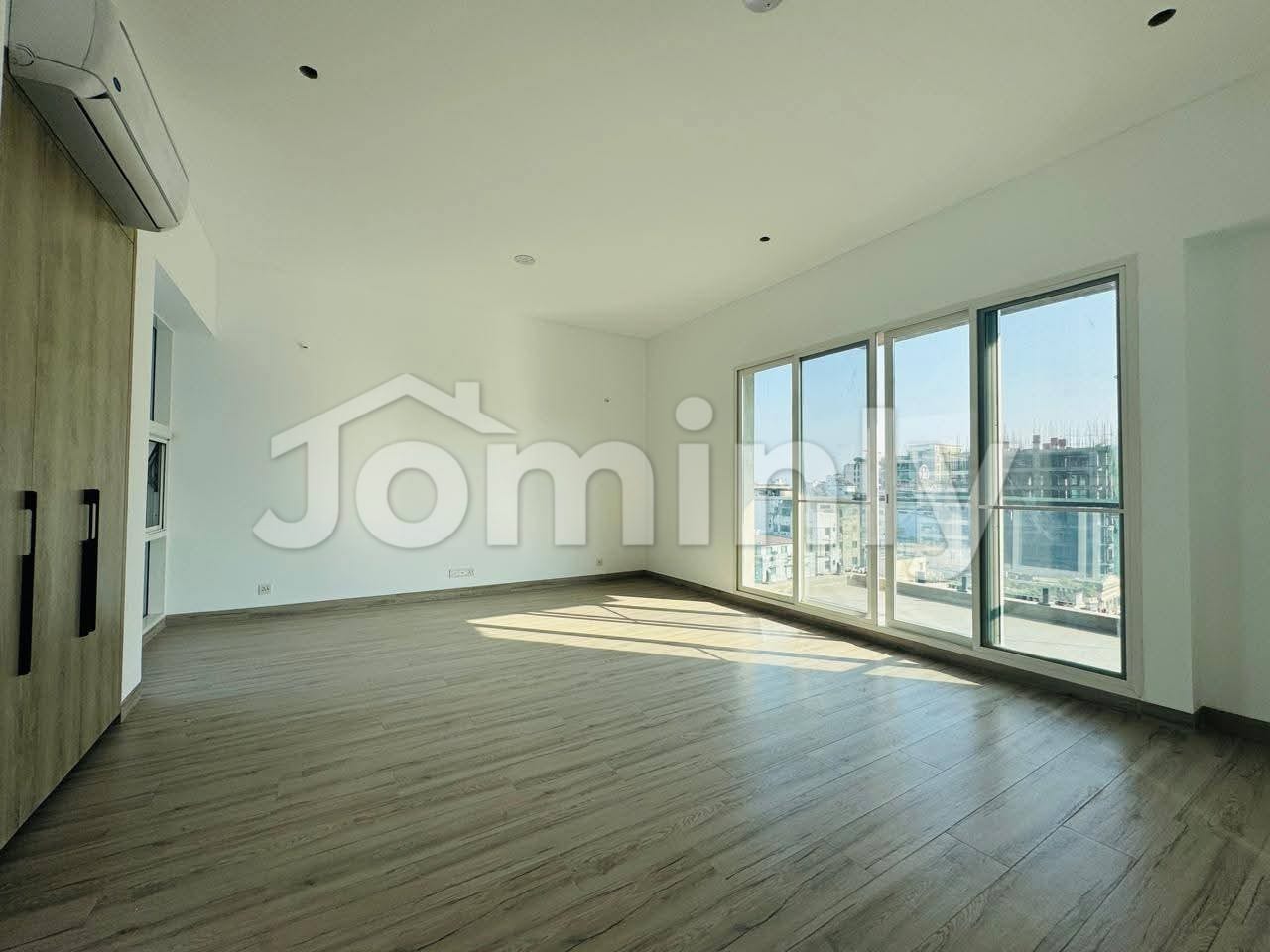 Luxurious 4100 Sqft 4-Bedroom Apartment for Rent in Gulshan-2 Diplomatic Zone, Dhaka - 4