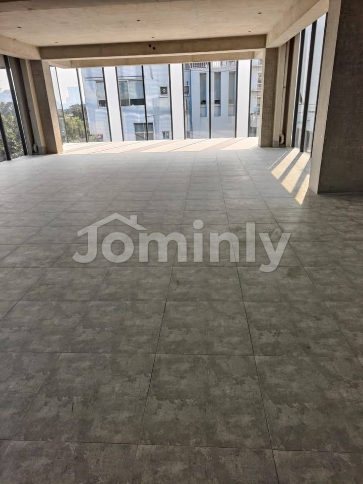 Prime 3200 Sqft Commercial Showroom Space for Rent in Banani, Dhaka – High Footfall Location - 2