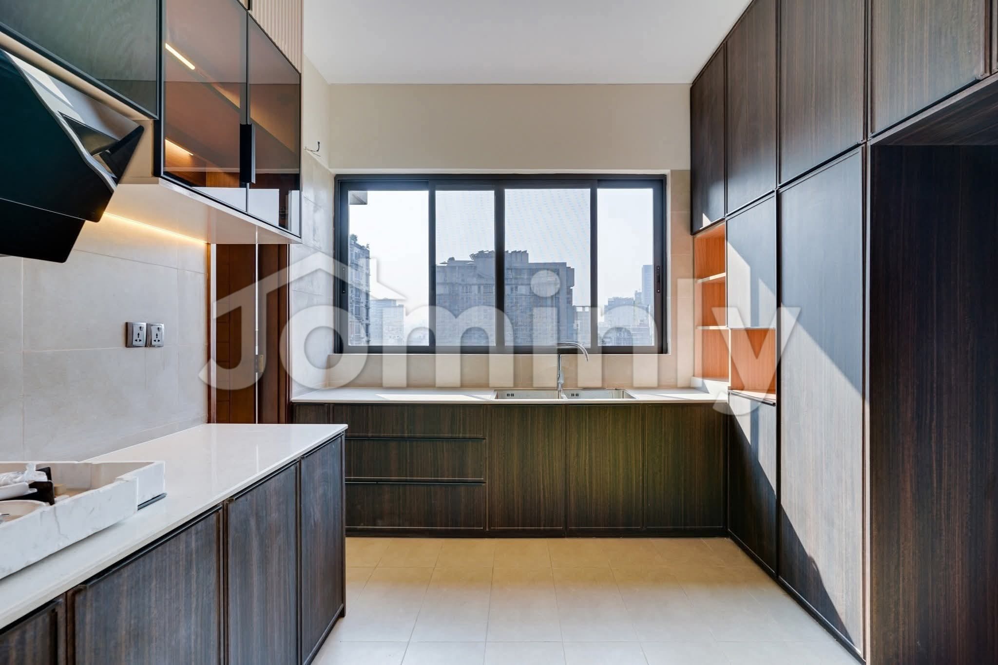 Ultra-Luxury 4200 Sqft Brand New 4-Bedroom Apartment for Rent in Gulshan-2 Diplomatic Zone, Dhaka - 2