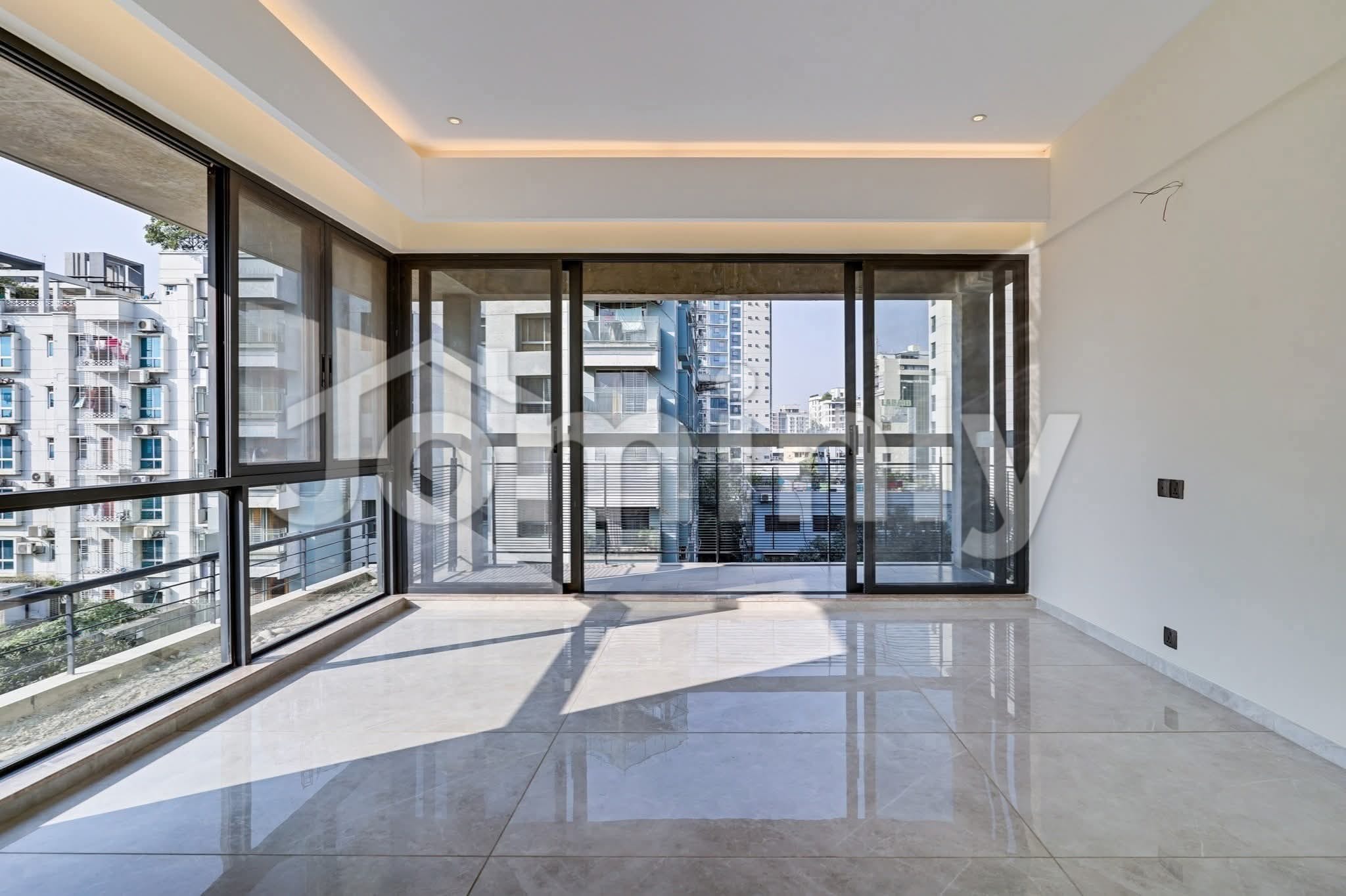 Ultra-Luxury 4200 Sqft Brand New 4-Bedroom Apartment for Rent in Gulshan-2 Diplomatic Zone, Dhaka - 3