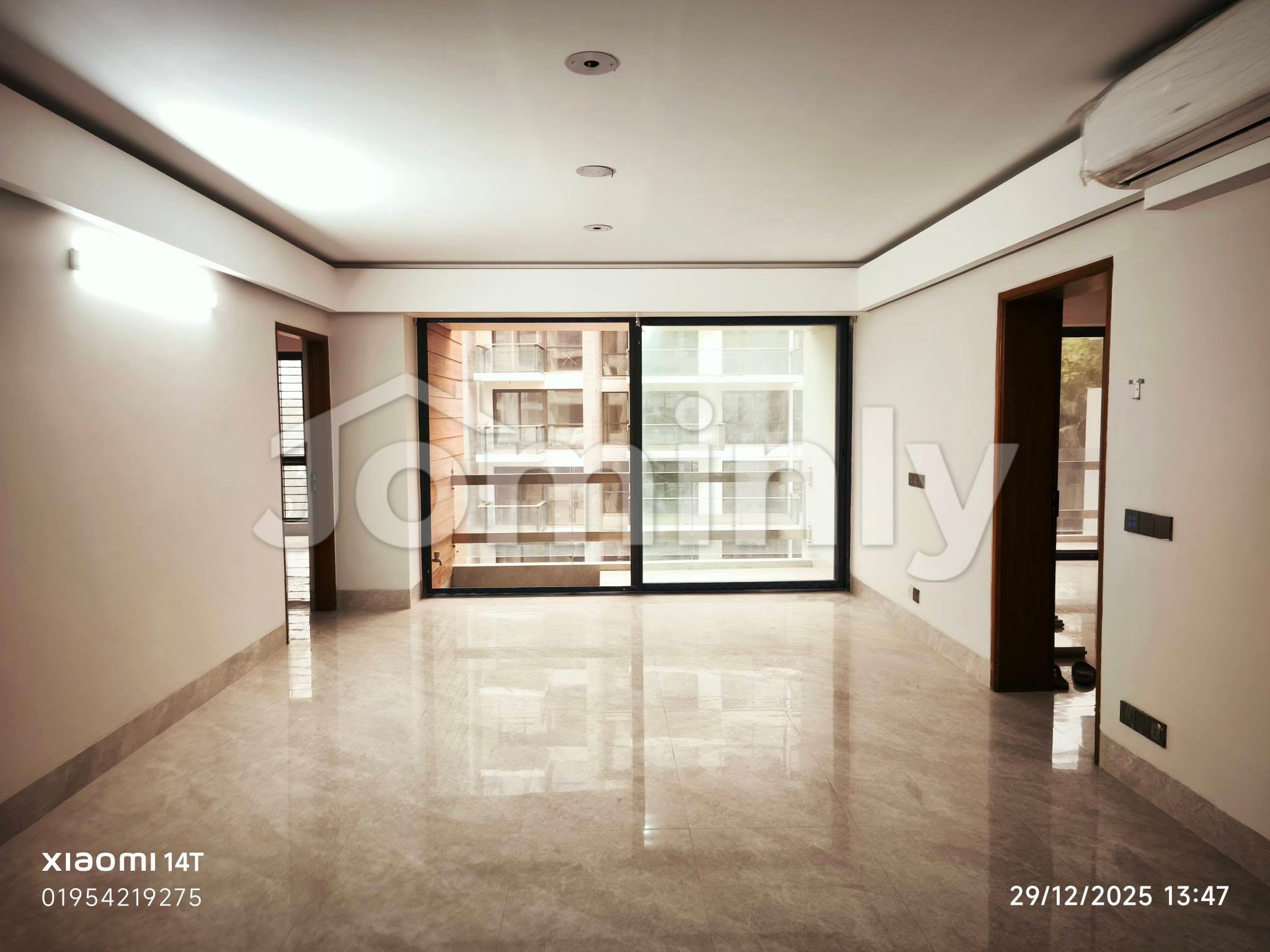 Brand New 4100 Sqft Luxury 4-Bedroom Apartment for Rent in Baridhara Diplomatic Zone, Dhaka - 4