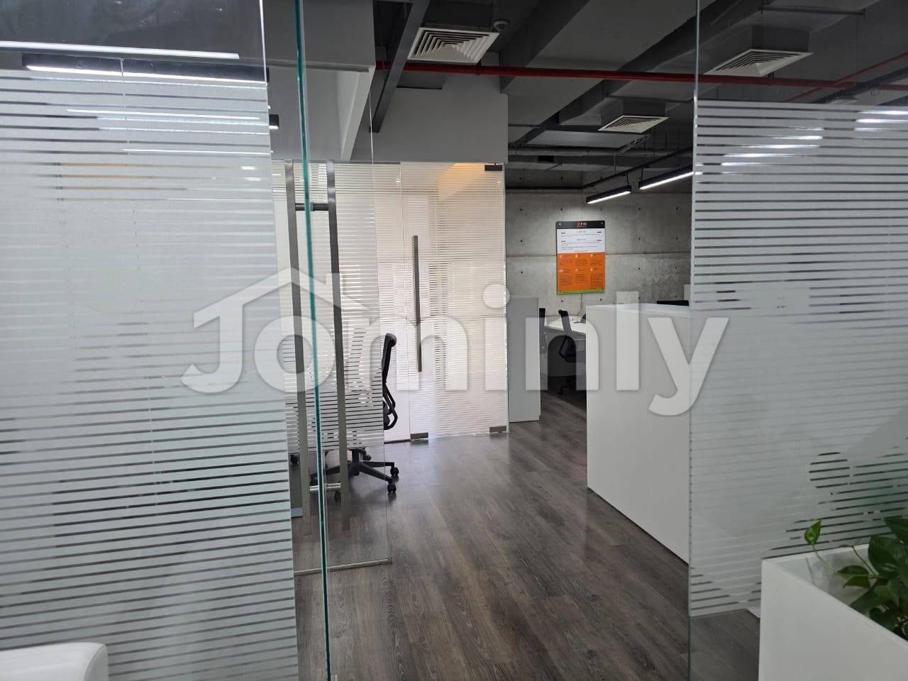Expansive 5,445 Sqft Premium Commercial Office Space for Rent in Gulshan 1, Dhaka - 3