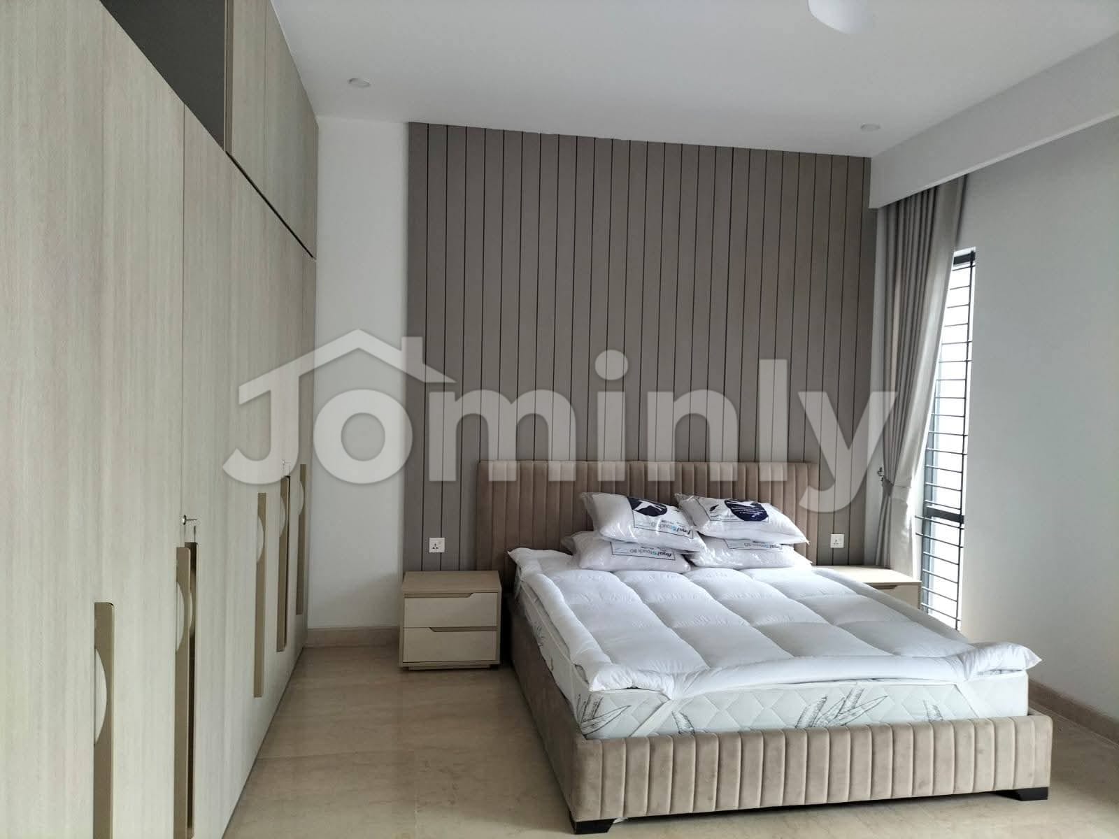 Exquisite 3500 Sqft Fully Furnished 3-Bedroom Luxury Apartment for Rent in Gulshan-2 Diplomatic Zone - 3