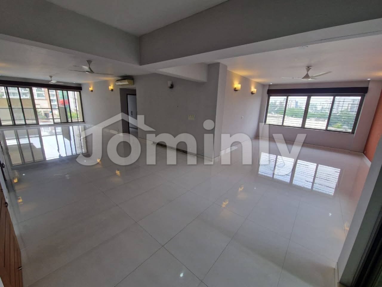 Luxurious 3800 Sqft 4-Bedroom Apartment for Rent in Gulshan-2 Diplomatic Zone