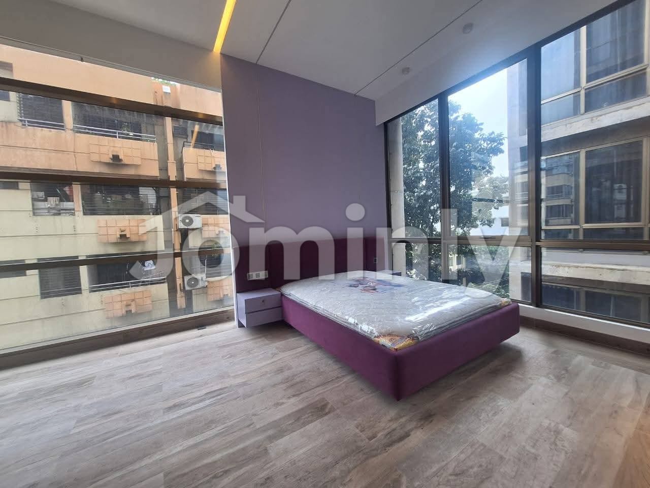 Ultra-Luxurious 4360 Sqft 4-Bedroom Apartment for Rent in Gulshan-2 Diplomatic Zone, Dhaka - 3