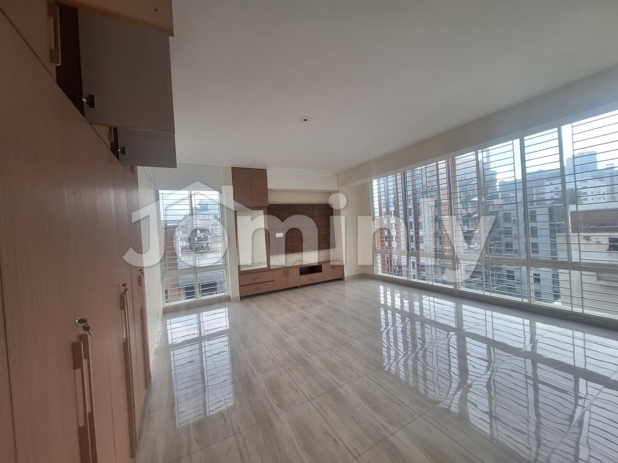 Elegant 3200 Sqft 4-Bedroom Luxury Apartment for Rent in Banani, Dhaka