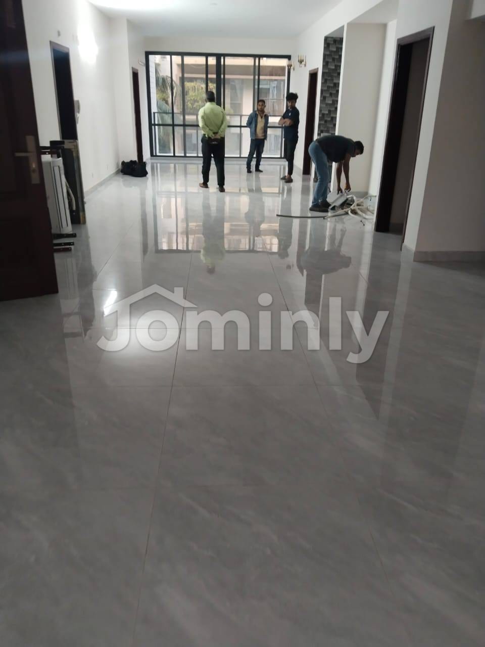 Luxurious 2550 Sqft North-Facing Office/Residential Space for Rent in Banani - 3