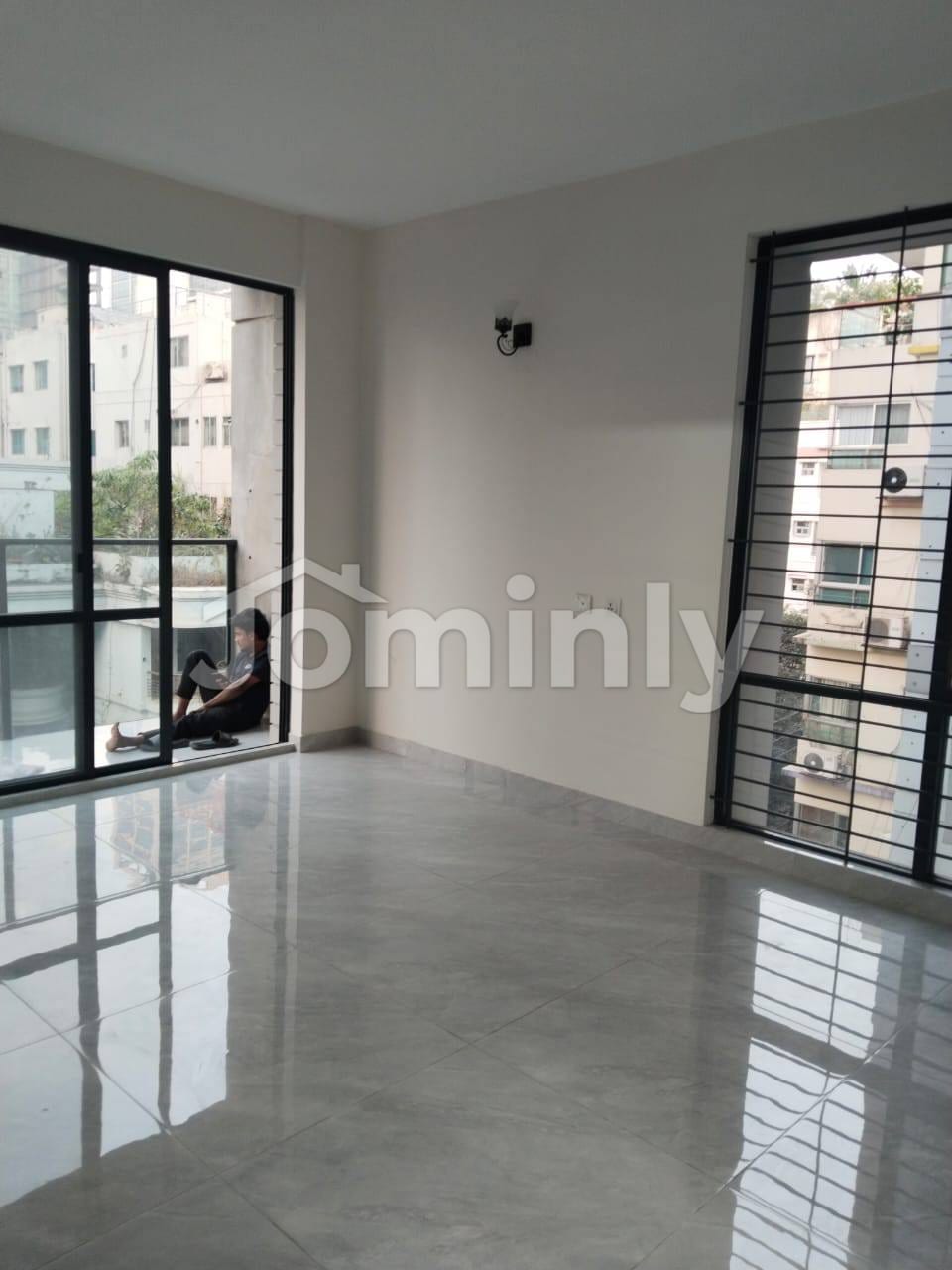 Luxurious 2550 Sqft North-Facing Office/Residential Space for Rent in Banani - 5