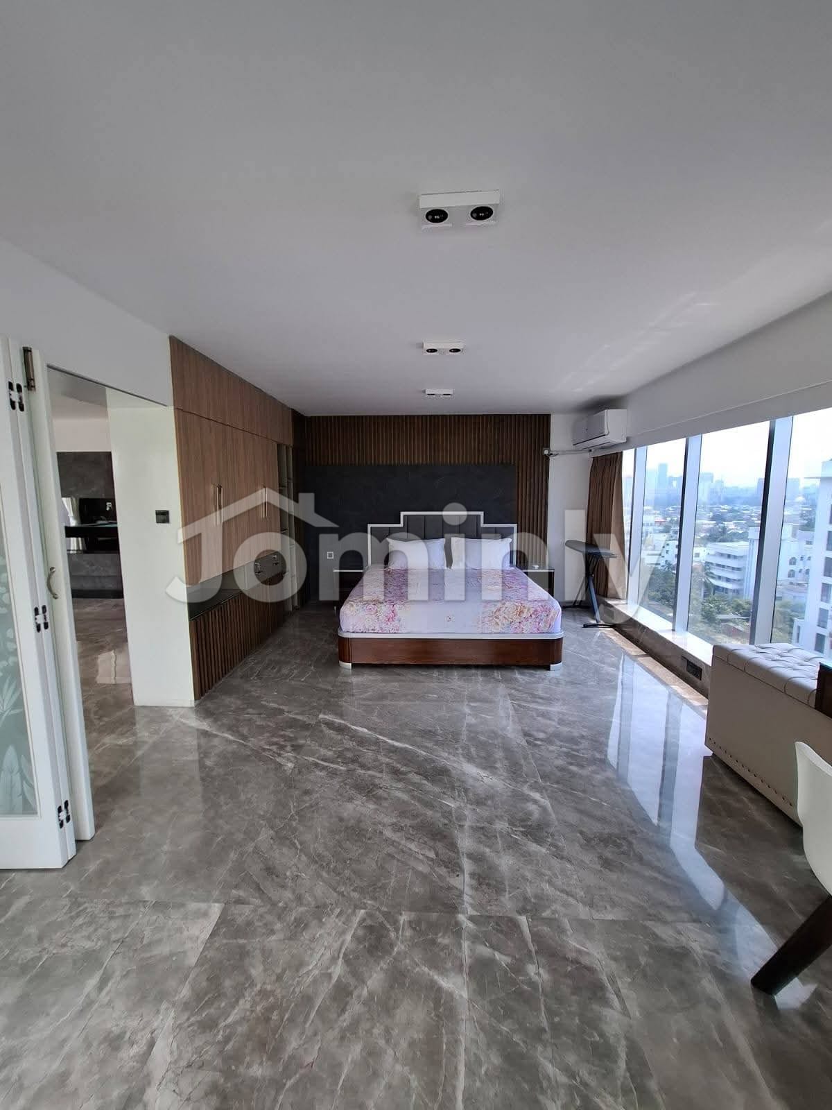 Grand 4500 Sqft Luxury Apartment for Rent in Gulshan-2 Diplomatic Zone - 3