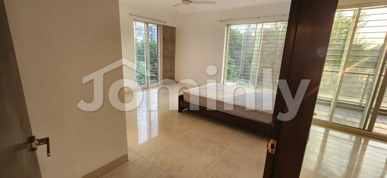 Elegant 3500 Sqft 4-Bedroom Luxury Apartment for Rent in Gulshan-2, Dhaka