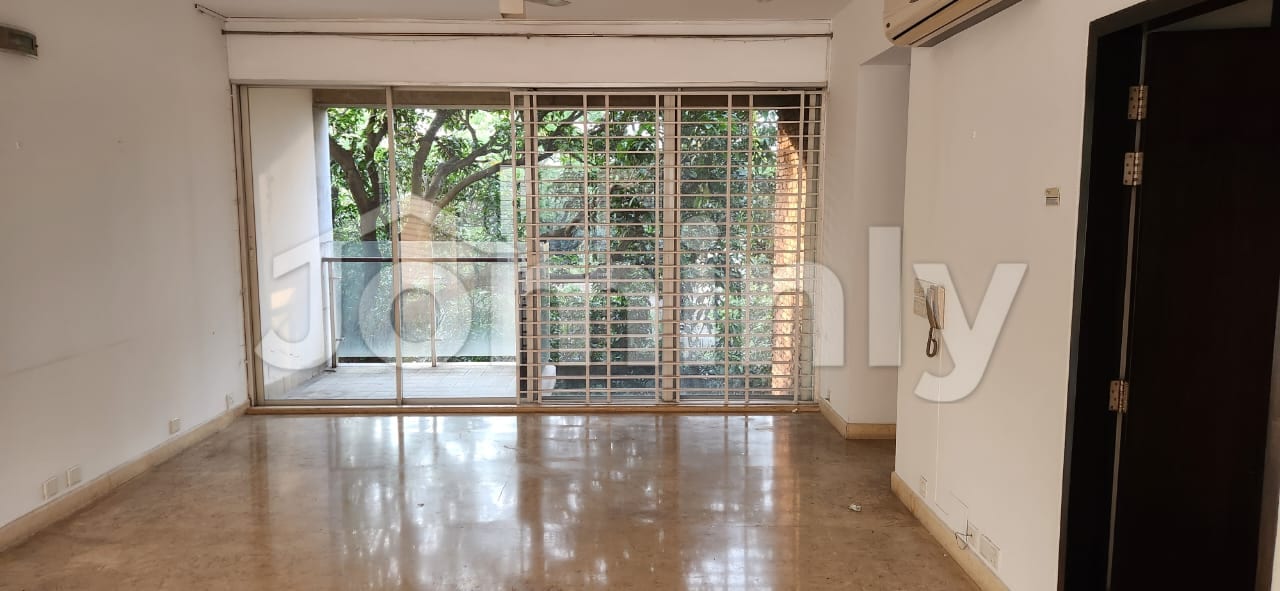 Elegant 3500 Sqft 4-Bedroom Luxury Apartment for Rent in Gulshan-2, Dhaka - 5