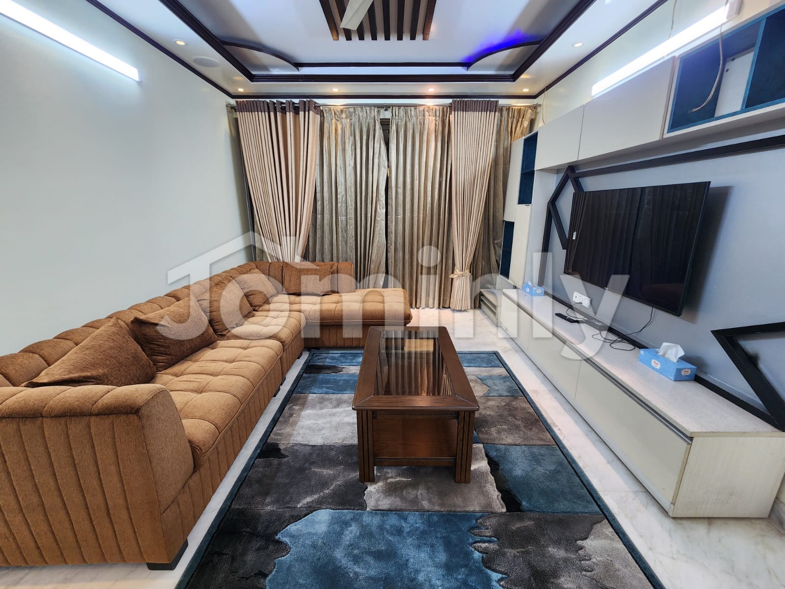 Premium 3000 Sqft Fully Furnished 3-Bedroom Apartment for Rent in Gulshan-2 Diplomatic Zone - 2