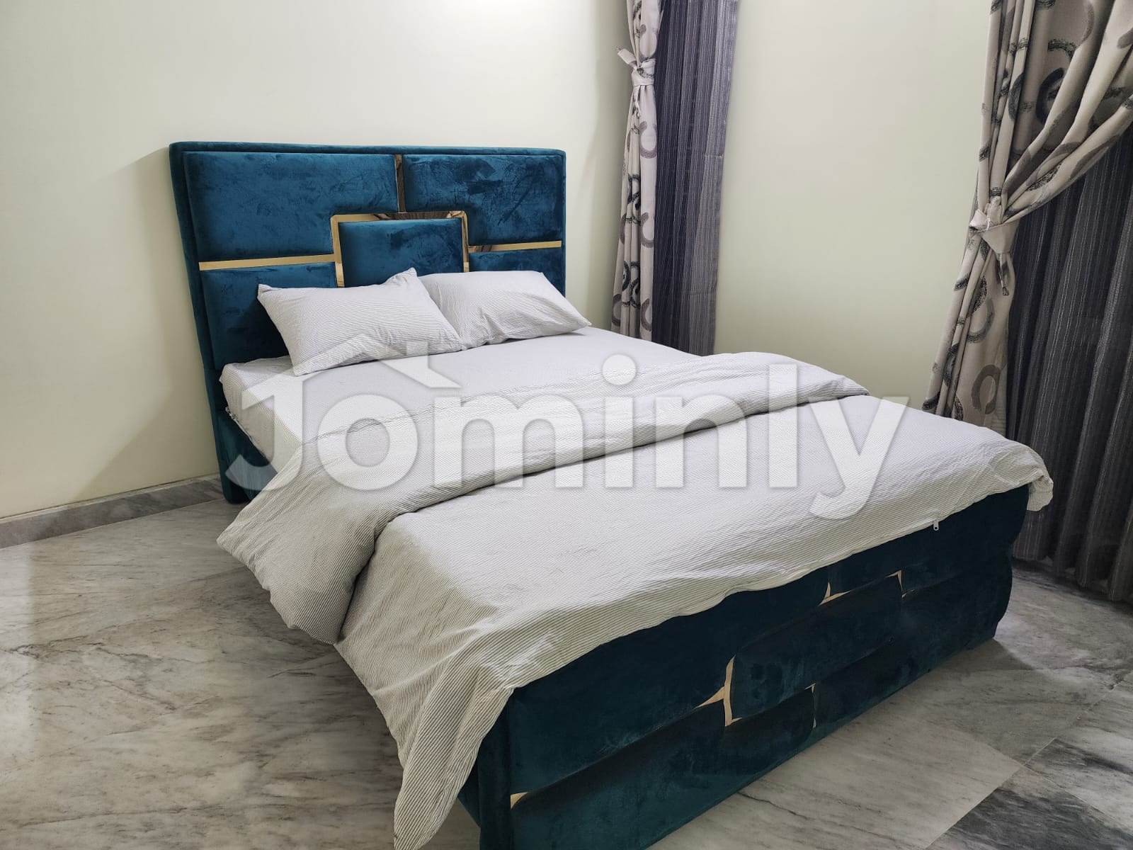 Premium 3000 Sqft Fully Furnished 3-Bedroom Apartment for Rent in Gulshan-2 Diplomatic Zone - 4