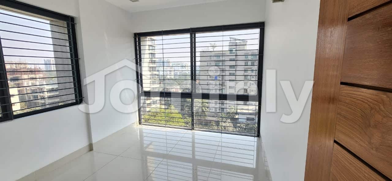 Exquisite 4200 Sqft Ultra-Luxury Apartment for Rent in Gulshan-2 Diplomatic Zone - 3