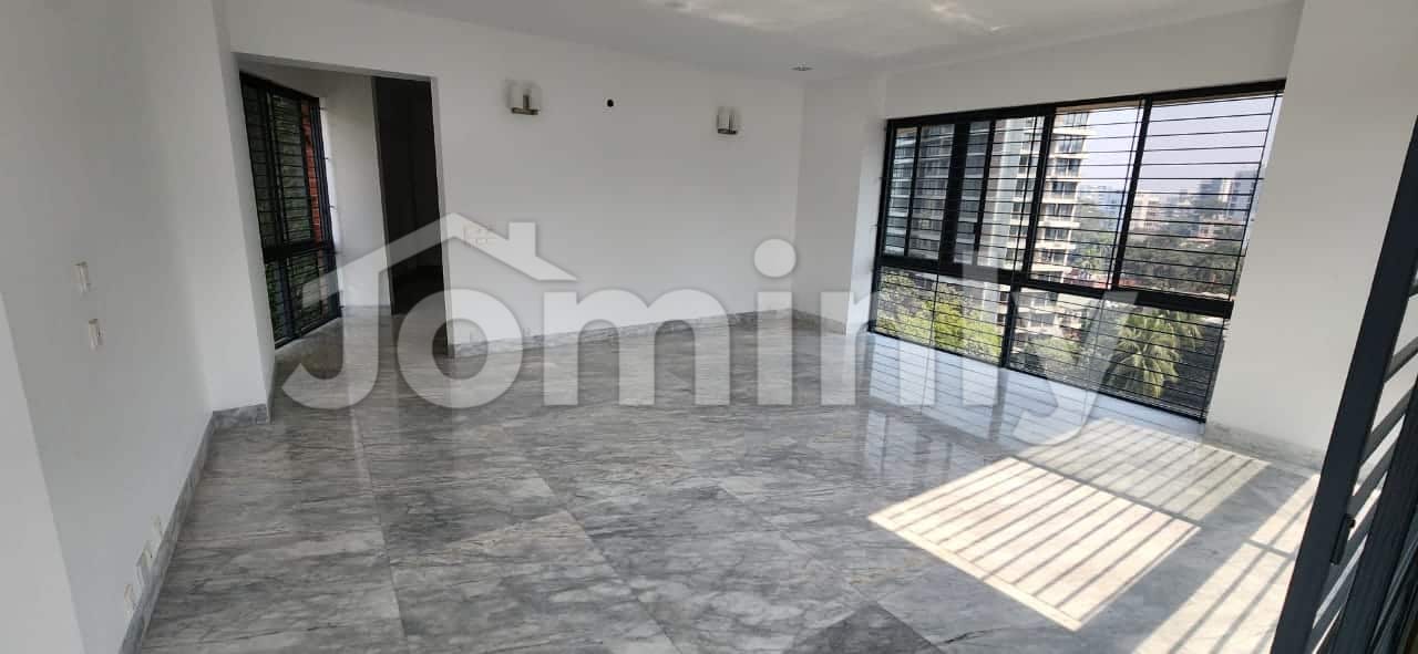 Exquisite 4200 Sqft Ultra-Luxury Apartment for Rent in Gulshan-2 Diplomatic Zone - 4