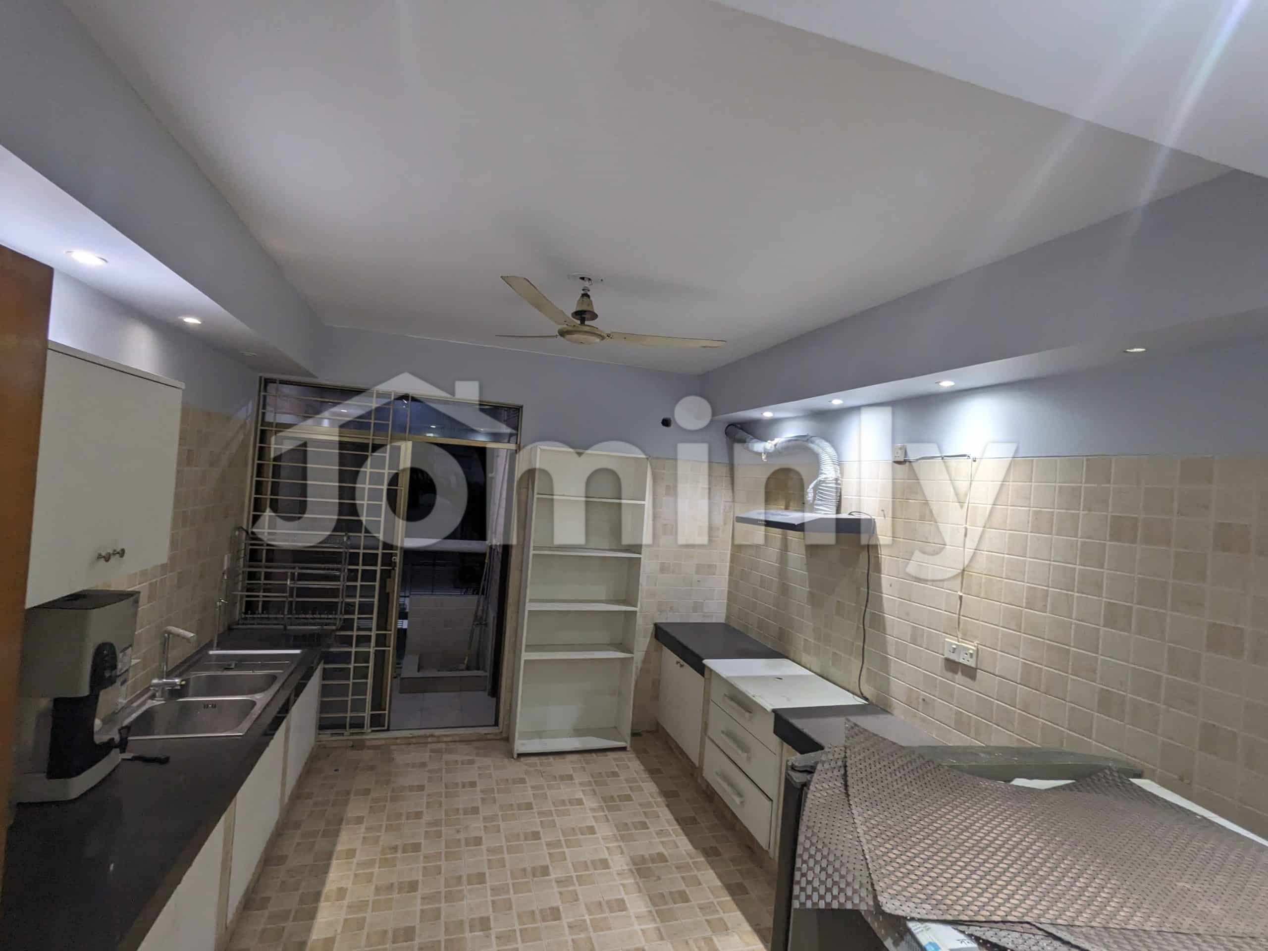 Grand 4200 Sqft Fully Furnished 4-Bedroom Luxury Residence for Rent in Gulshan-2 - 2