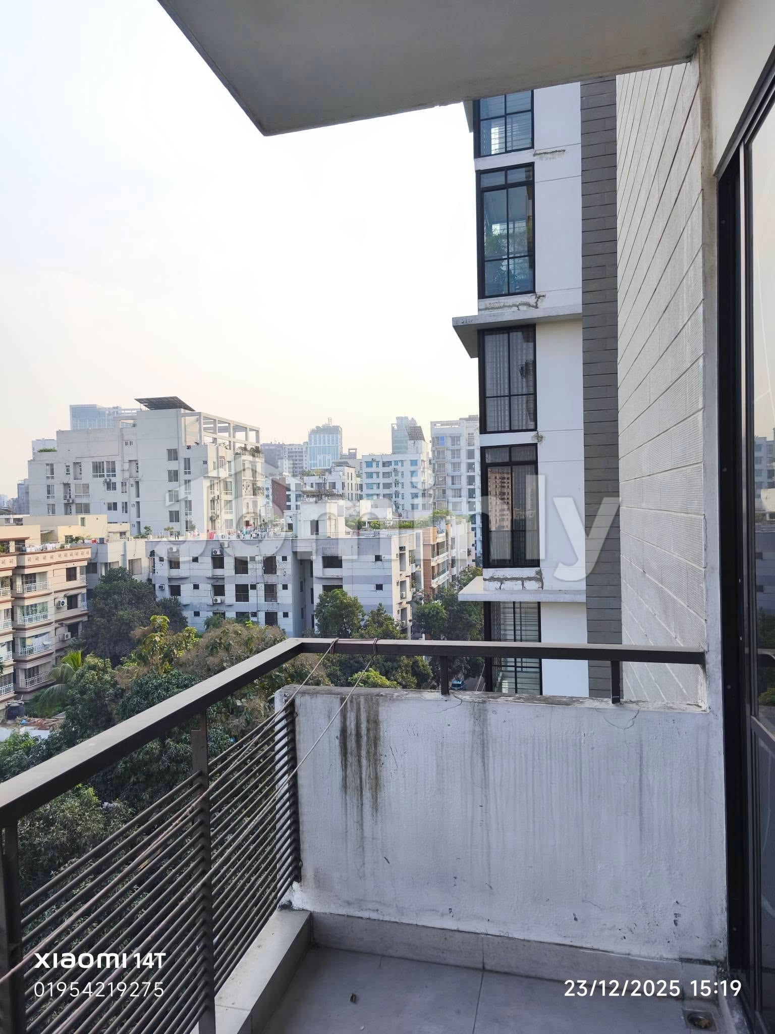 Modern 2500 Sqft 3-Bedroom Apartment for Rent in Banani | Gym, Community Hall & Rooftop Garden - 5