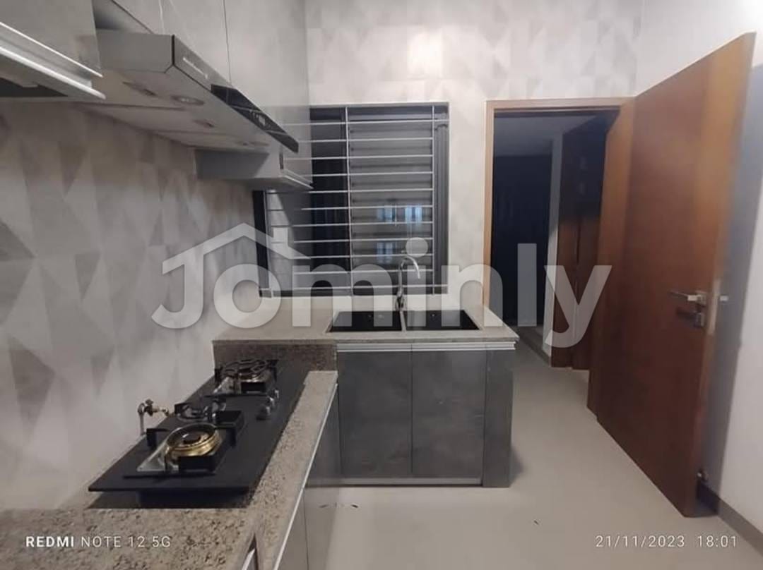 Spacious 4200 Sqft 4-Bedroom Luxury Apartment for Rent in Banani | High-Floor with Panoramic Views - 4