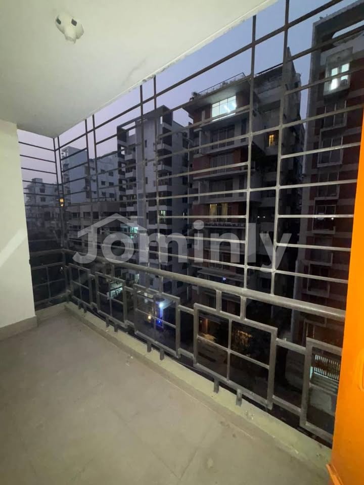 Spacious 1750 Sqft 3-Bedroom Apartment for Rent in Bashundhara R/A | Block-D, Road-10 - 2