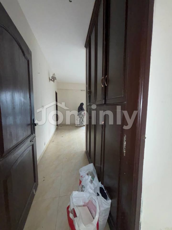 Spacious 2000 Sqft Family Apartment for Rent in Bashundhara R/A | Block-A | Ready with Cabinets - 5