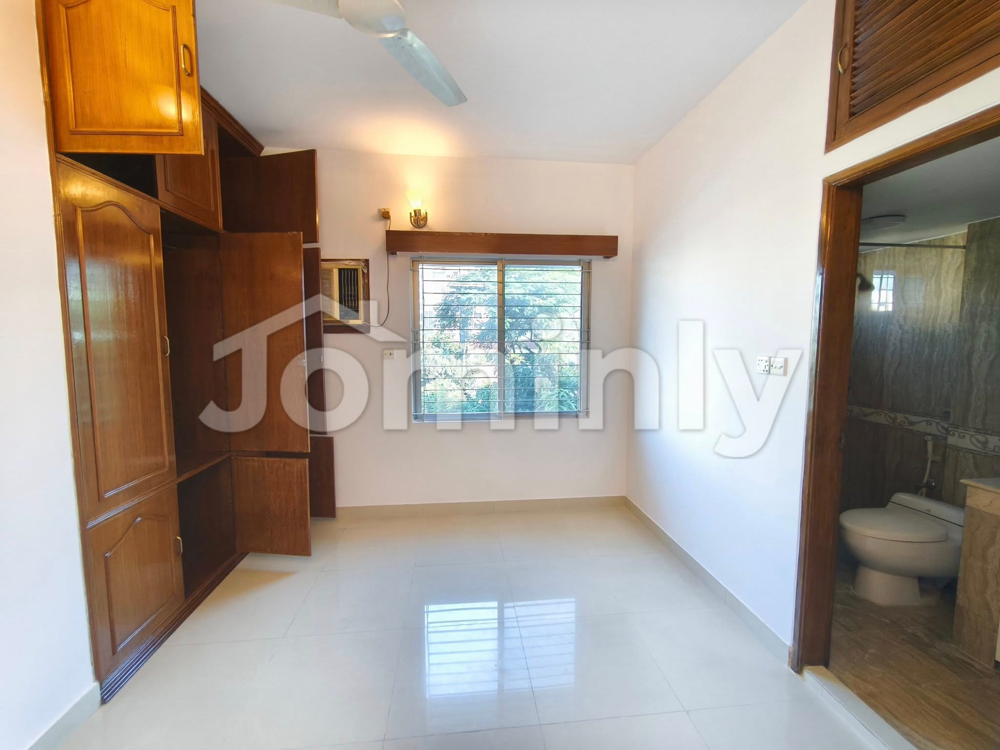 Spacious 3500 Sqft 4-Bedroom Luxury Residence for Rent in North Gulshan | 2 Parking Slots - 5