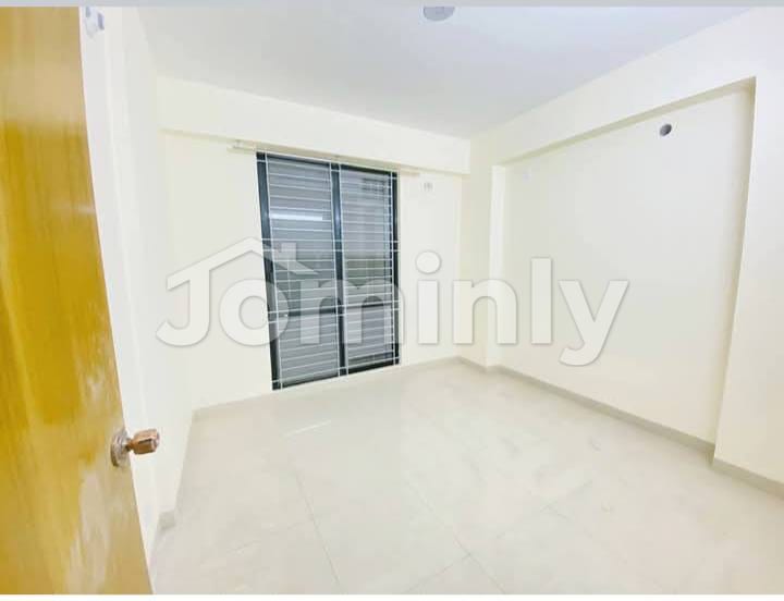 Brand New 2000 Sqft South-Facing Luxury Apartment for Rent in Bashundhara R/A | Block-I - 4