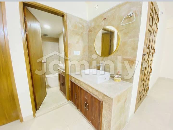 Brand New 2000 Sqft South-Facing Luxury Apartment for Rent in Bashundhara R/A | Block-I - 5