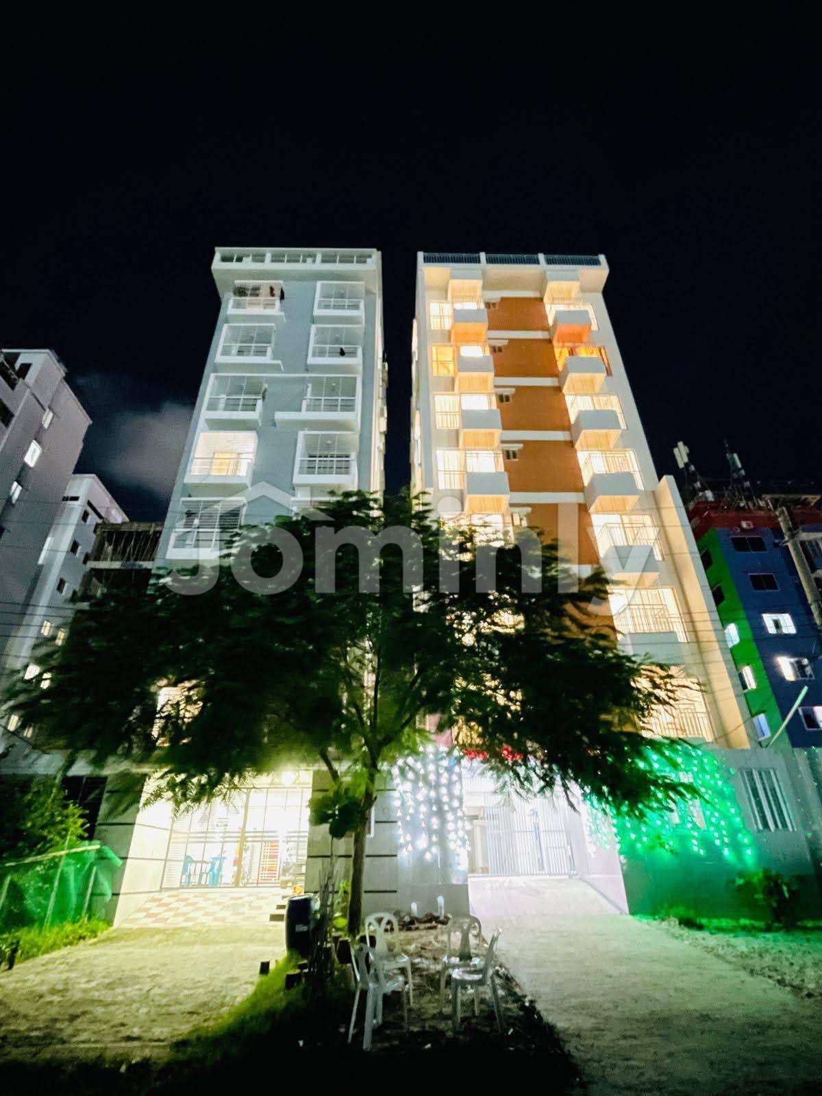 Furnished Service Room with Private Balcony in Uttara Sector-15 | Lakeside & Near Metro Rail - 4