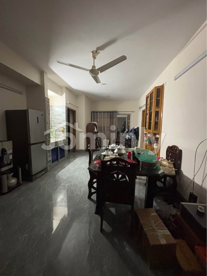 Spacious 1580 Sqft 4-Bedroom Apartment for Rent in Bashundhara R/A | Block-G, Road 17 - 2