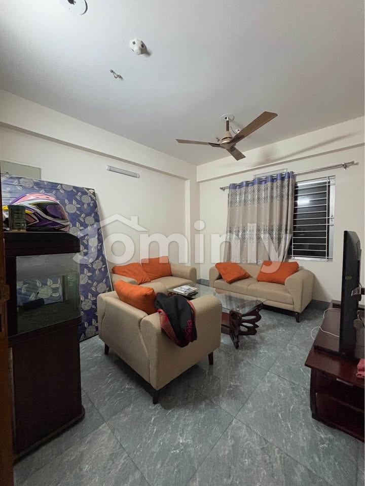 Spacious 1580 Sqft 4-Bedroom Apartment for Rent in Bashundhara R/A | Block-G, Road 17 - 3