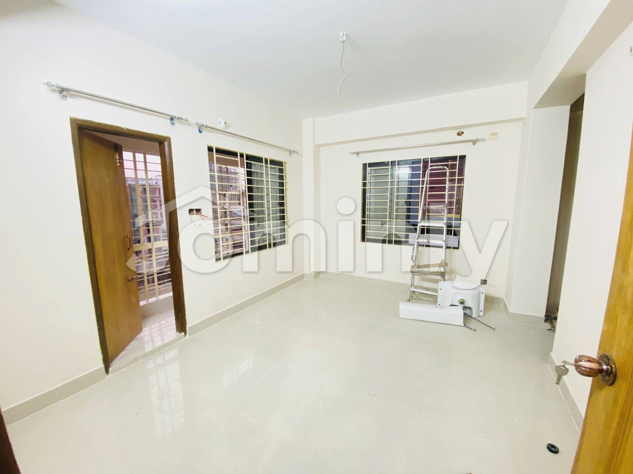 Brand New 1550 Sqft South-Facing Apartment for Rent in Bashundhara R/A | 6th Floor