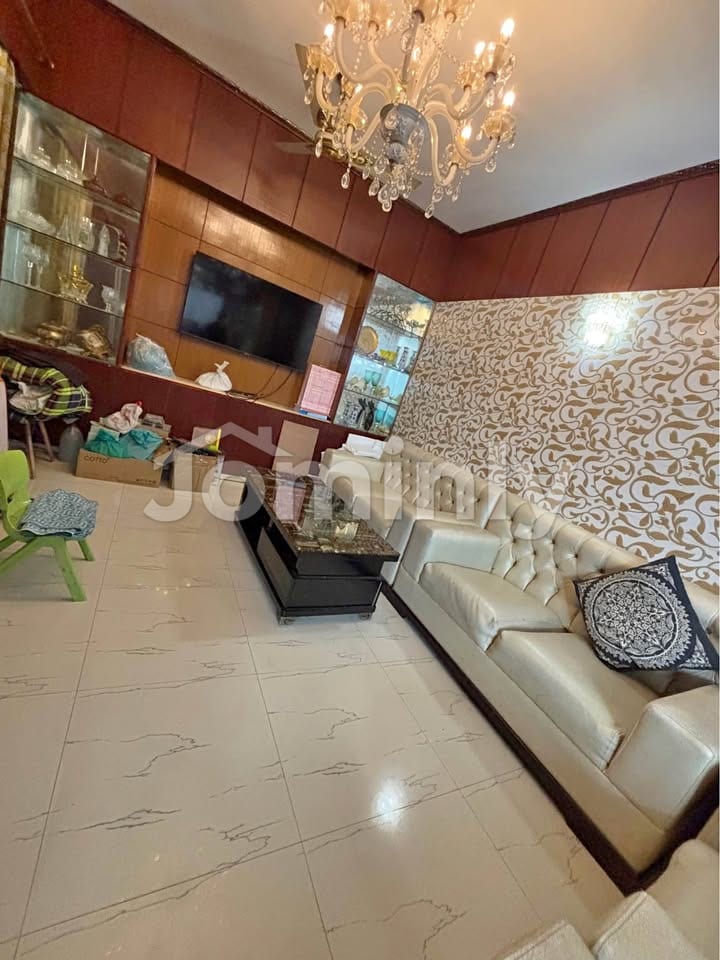 Premium Fully Furnished 1450 Sqft Apartment in Bashundhara R/A | Block-A, Road-4 | Titas Gas