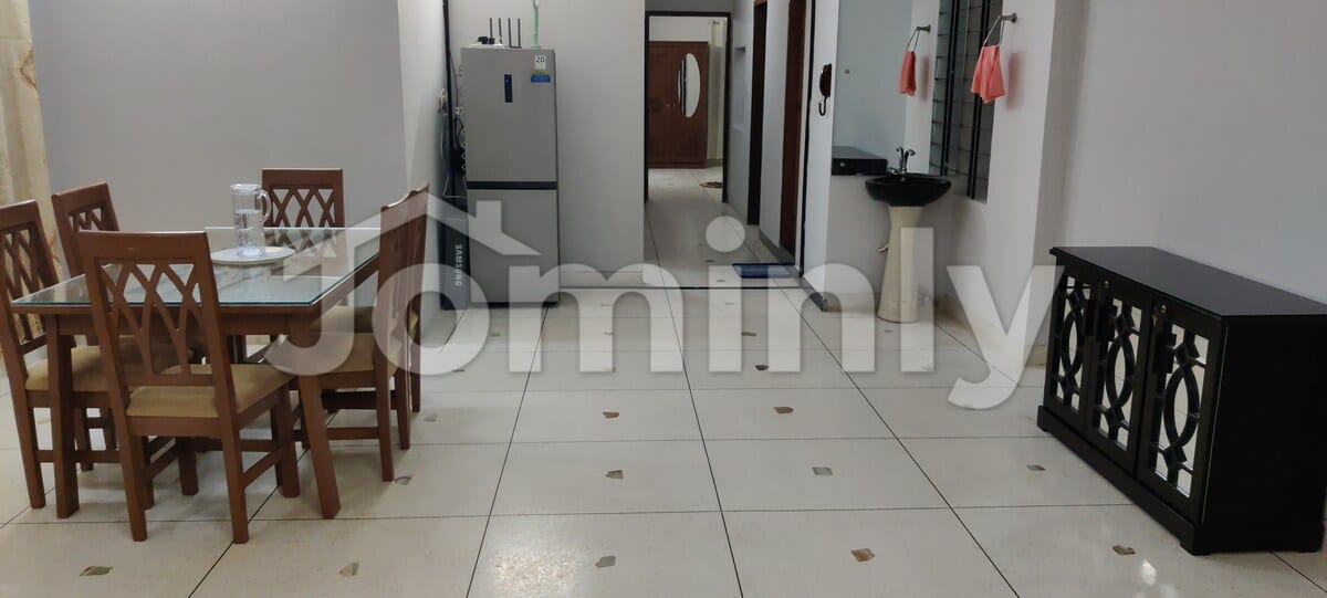 Luxury Lakefront Fully Furnished Airbnb in Dhanmondi | Private Bathtub & Hot Tub | Secure Parking - 2