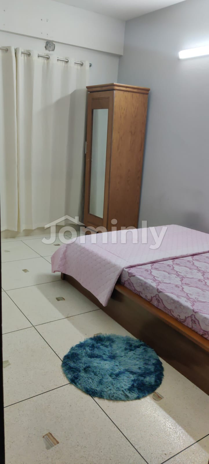 Luxury Lakefront Fully Furnished Airbnb in Dhanmondi | Private Bathtub & Hot Tub | Secure Parking - 5