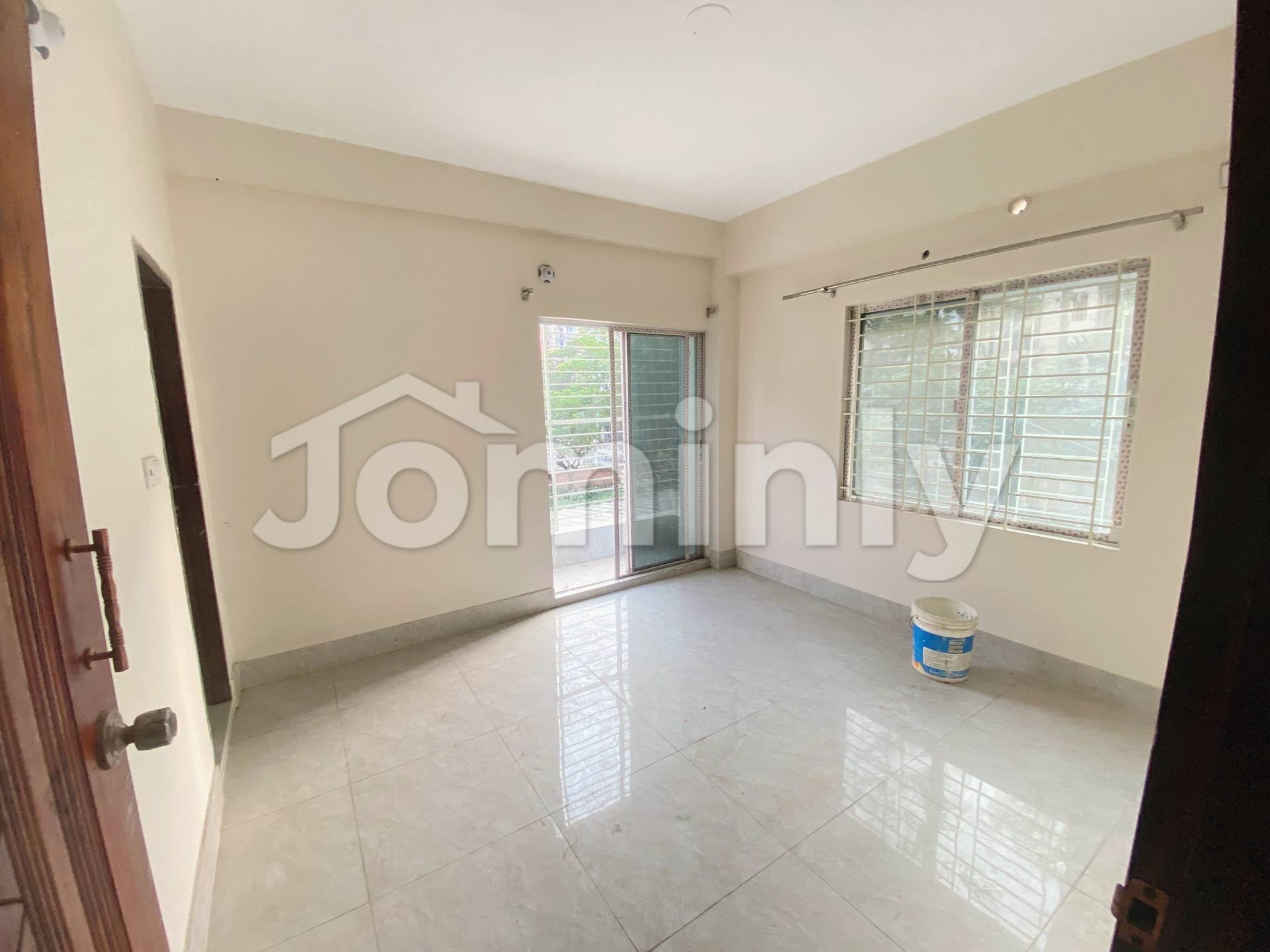 Affordable Brand New 1400 Sqft 3-Bedroom Apartment for Rent | Bashundhara R/A | 1st Floor (North Facing) - 3