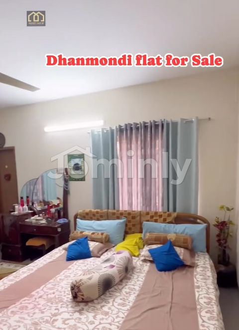 Spacious 2200 Sqf Used Flat for Sale in Dhanmondi | 3-Bedroom Executive Residence with Titas Gas by Property Shop BD - 4