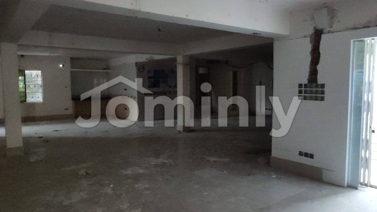 Premium 4000 Sqft Commercial Space at Gulshan-2 Circle | 3rd Floor | Ideal for Corporate HQ or High-End Restaurant - 4