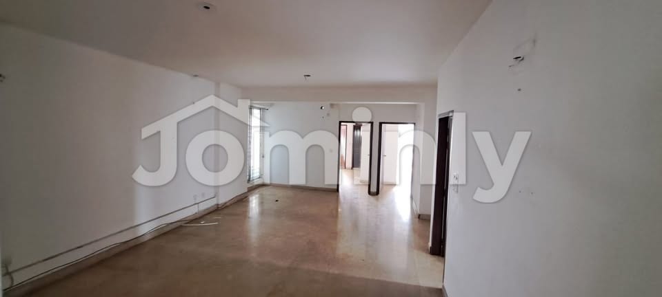 Magnificent 4200 Sqft 4-Bedroom Luxury Residence for Rent | North Gulshan-2 | Prime Location